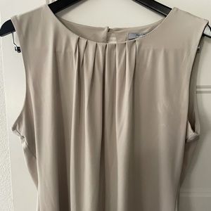 Sleeveless Pleeted Andrew Marc